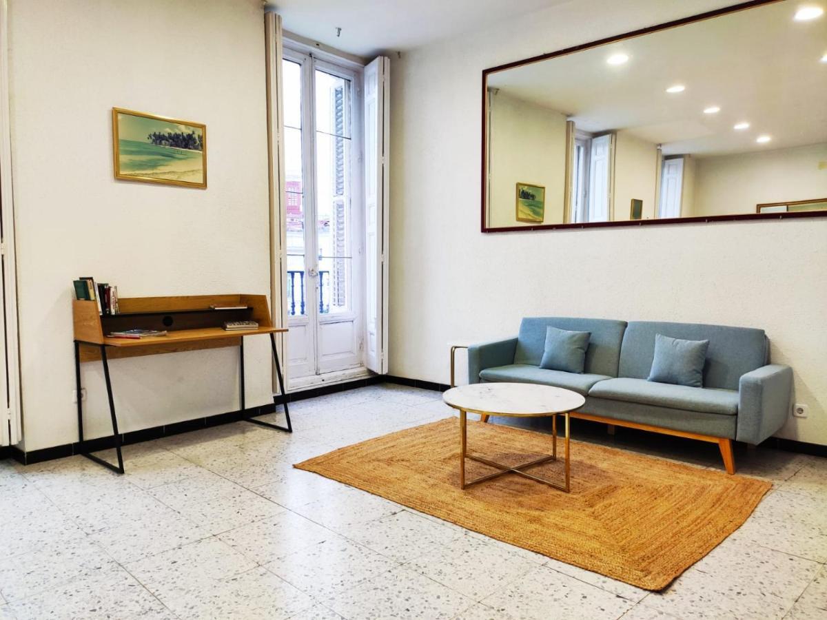 Hostal Americano Madrid Luaran gambar