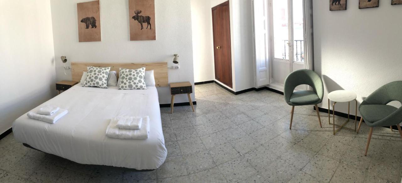 Hostal Americano Madrid Luaran gambar