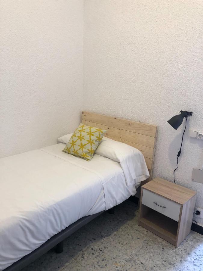 Hostal Americano Madrid Luaran gambar